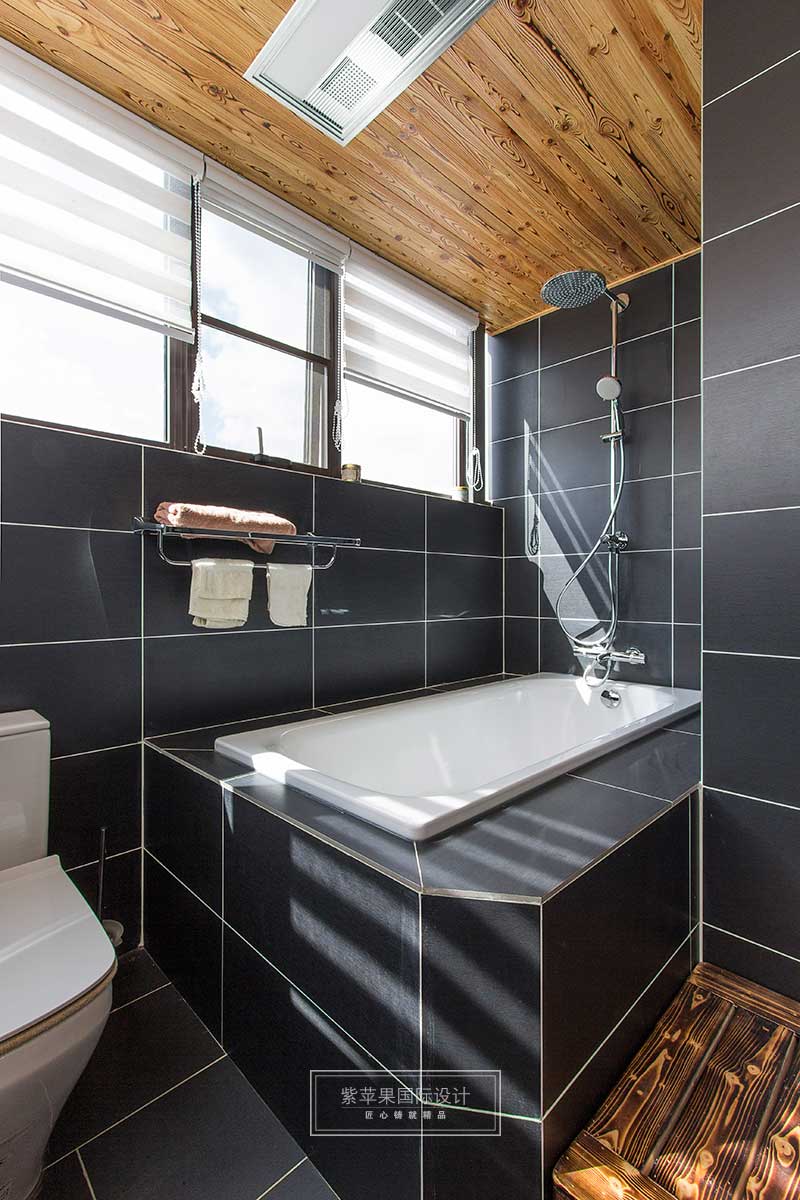 衛(wèi)生間裝修實(shí)景圖