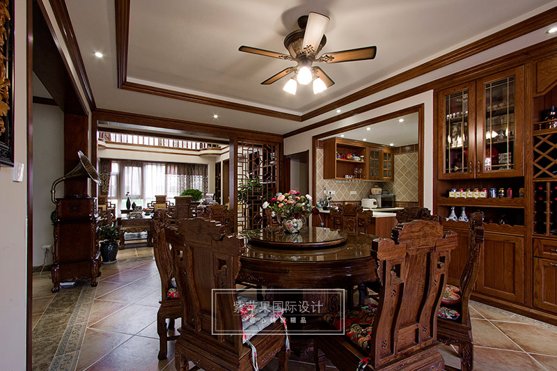 餐廳裝修實(shí)景圖