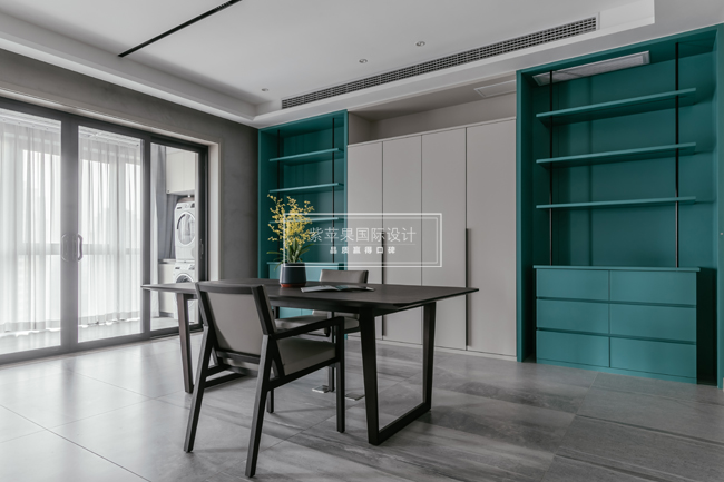 現(xiàn)代簡約裝修案例，體現(xiàn)年輕人的活力！